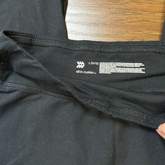 All In Motion Leggings Sz 10/12 - Picture 2 of 4